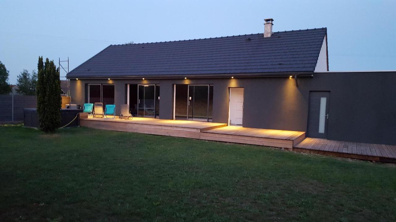 Agathe Et Titi Bed & Breakfast Marigny-les-Reullee Exterior photo